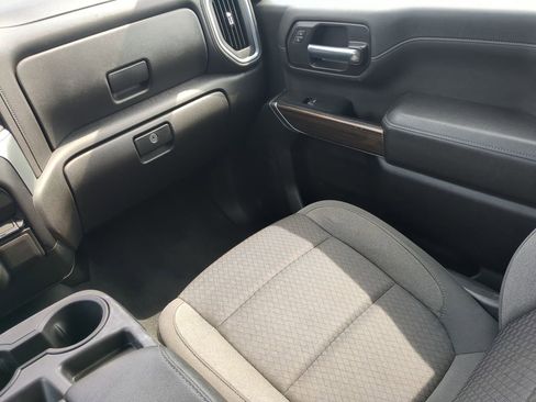Used 2023 Chevrolet Silverado 2500 LT AWD/4WD image 16