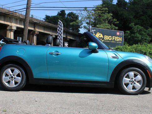 Used 2017 MINI Cooper Convertible FWD image 11