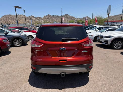 Used 2016 Ford Escape SE FWD image 6
