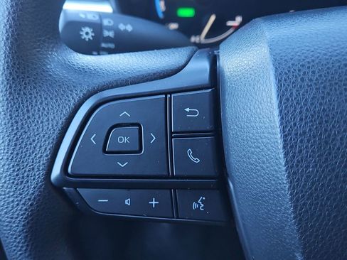 Used 2024 Toyota Sienna LE image 12