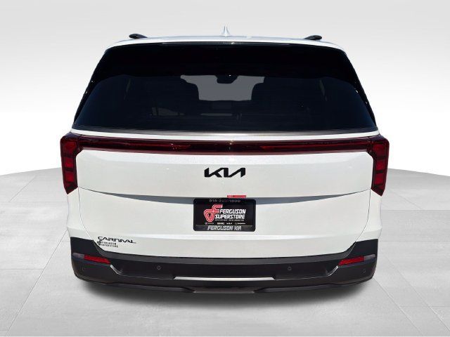 New 2027 Kia Carnival SX w/ Dark Edition Package FWD image 6