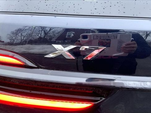 Used 2026 BMW X7 xDrive40i AWD/4WD image 7