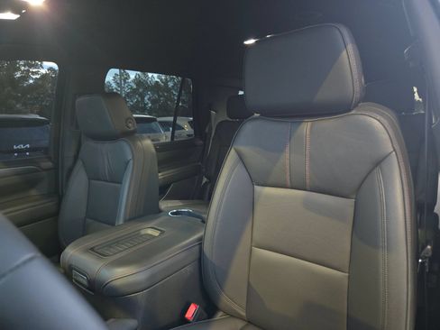Used 2024 Chevrolet Tahoe RST AWD/4WD image 24