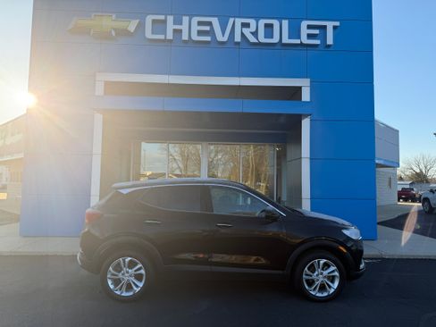 Used 2022 Buick Encore GX Preferred w/ Cold Weather Comfort Package image 1