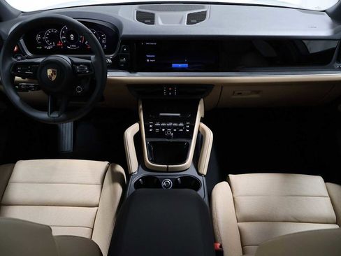 New 2026 Porsche Cayenne AWD/4WD image 24