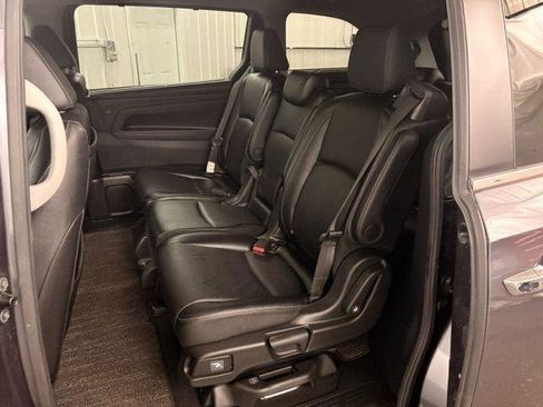 Used 2023 Honda Odyssey Touring image 9