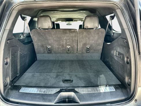 Used 2023 GMC Yukon XL Denali AWD/4WD image 19
