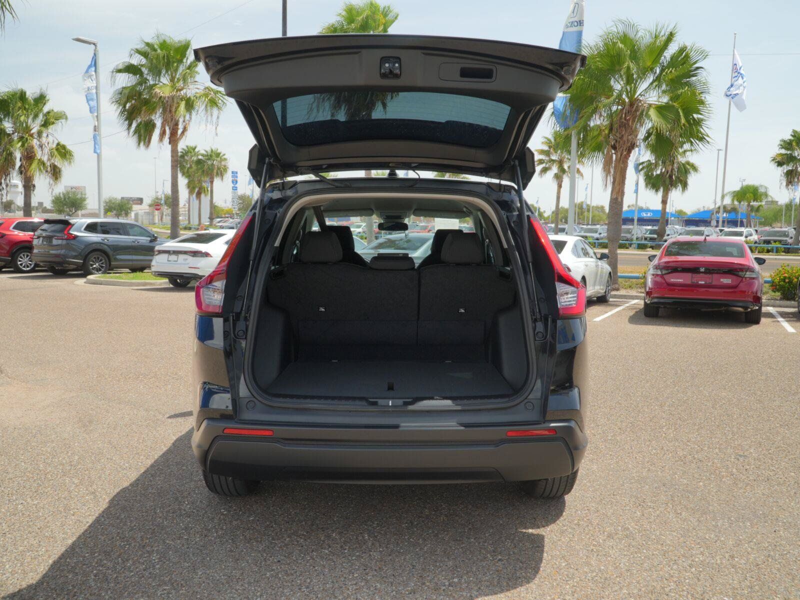 Used 2025 Honda CR-V LX image 11