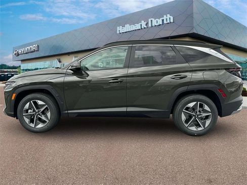 New 2025 Hyundai Tucson SEL image 3