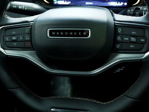 Used 2023 Jeep Wagoneer Series II image 22