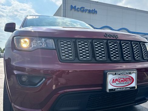 Used 2021 Jeep Grand Cherokee Laredo X AWD/4WD image 13