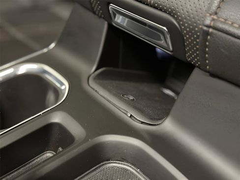 Certified 2022 Chevrolet Silverado 1500 High Country w/ High Country Premium Package image 43