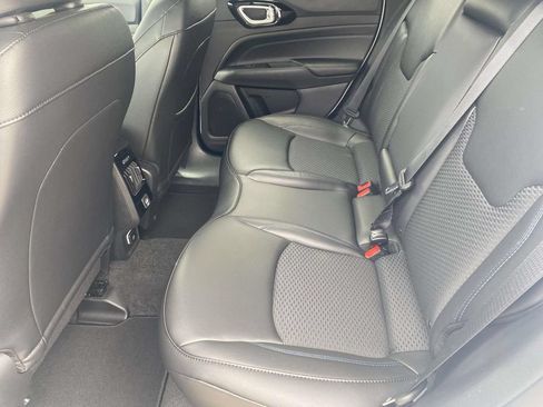New 2026 Jeep Compass Latitude AWD/4WD image 39