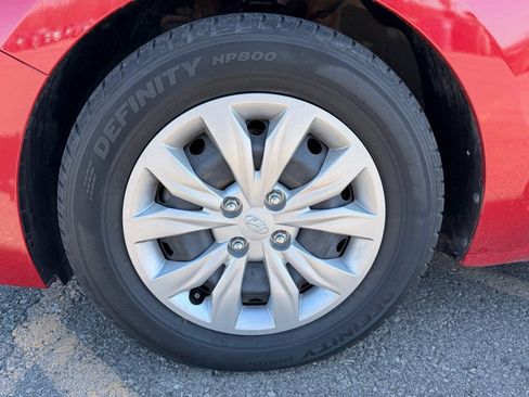 Used 2020 Hyundai Accent SE image 9