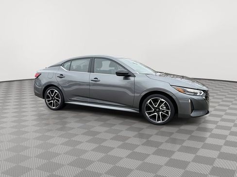 New 2025 Nissan Sentra SR w/ SR Premium Package image 13