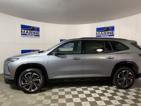 Certified 2025 Buick Enclave Sport Touring w/ Power Package FWD image 7