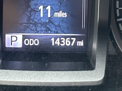 Used 2023 Toyota Tacoma TRD Off-Road image 21