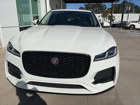 Used 2022 Jaguar F-PACE S image 6
