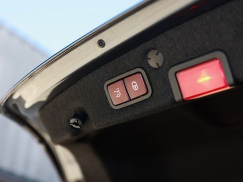 Used 2018 Mercedes-Benz C 63 AMG S image 58