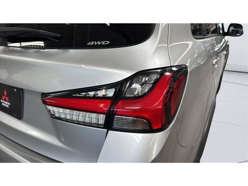 Used 2024 Mitsubishi Outlander Sport ES AWD/4WD image 36