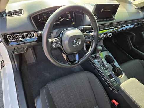 Used 2023 Honda Civic EX image 13