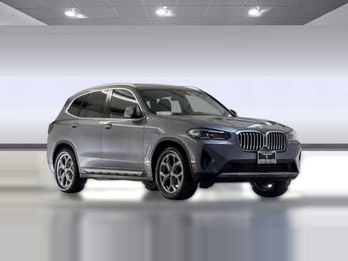 Used 2024 BMW X3 xDrive30i w/ Premium Package w/ZPA AWD/4WD image 7