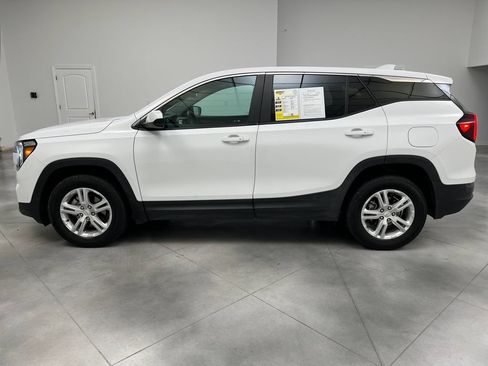 Used 2024 GMC Terrain SLE AWD/4WD image 5