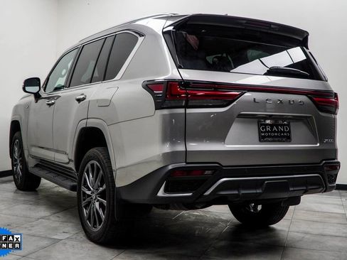 Used 2023 Lexus LX 600 F Sport w/ Accessory Package (Z1) AWD/4WD image 11
