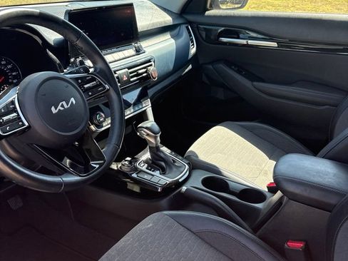 Certified 2022 Kia Seltos S AWD/4WD image 9