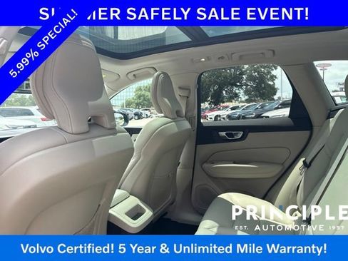 Certified 2024 Volvo XC60 B5 Core w/ Protection Package Premier AWD/4WD image 33