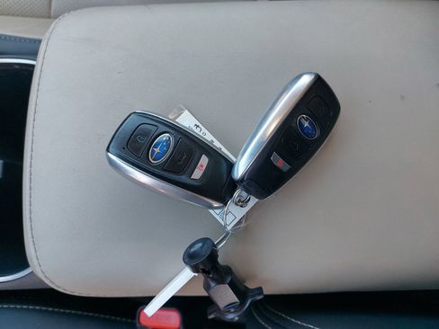 Used 2023 Subaru Outback Limited image 13