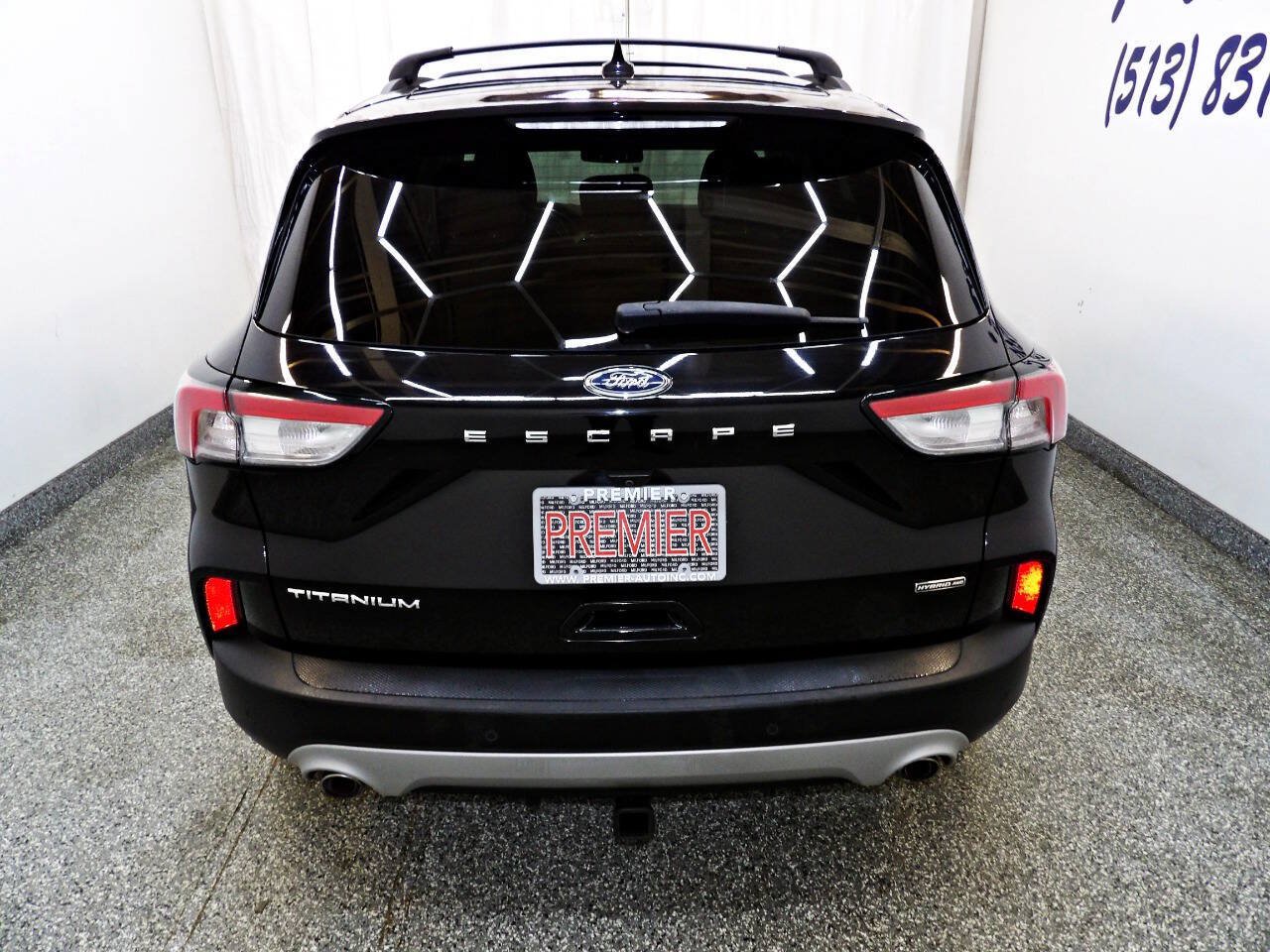 Used 2020 Ford Escape Titanium AWD/4WD image 5