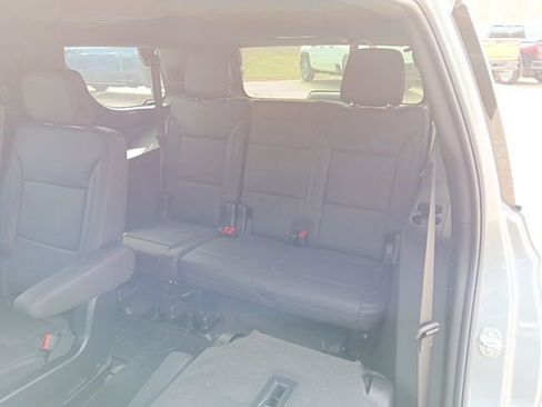 New 2026 GMC Yukon Denali w/ Denali Reserve Package AWD/4WD image 8
