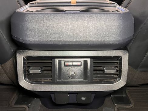 Used 2023 Ford F250 Platinum AWD/4WD image 25