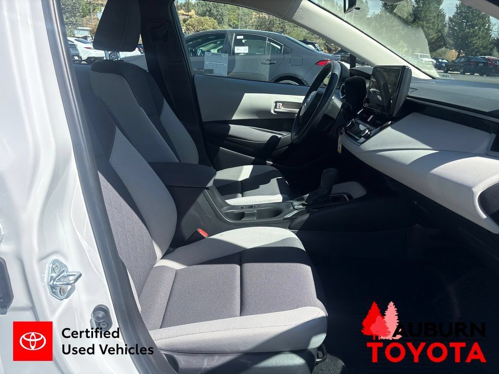 Certified 2026 Toyota Corolla LE FWD image 29