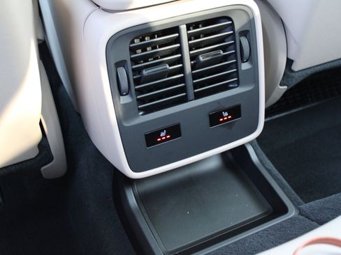 Certified 2025 Porsche Taycan image 27