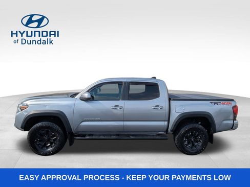 Used 2019 Toyota Tacoma TRD Off-Road AWD/4WD image 2