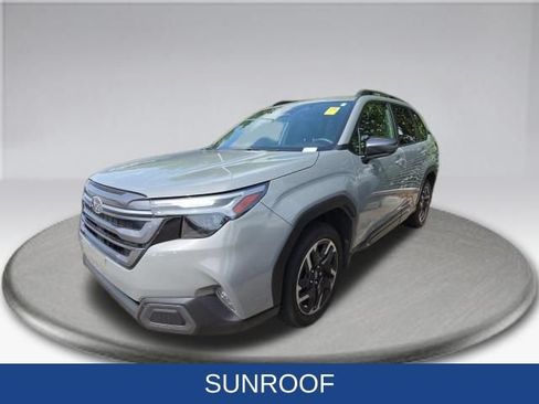 Certified 2025 Subaru Forester Limited AWD/4WD image 15