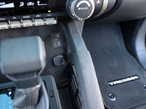 Certified 2025 Toyota Tacoma SR5 image 26