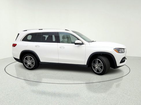 Certified 2023 Mercedes-Benz GLS 450 4MATIC image 6