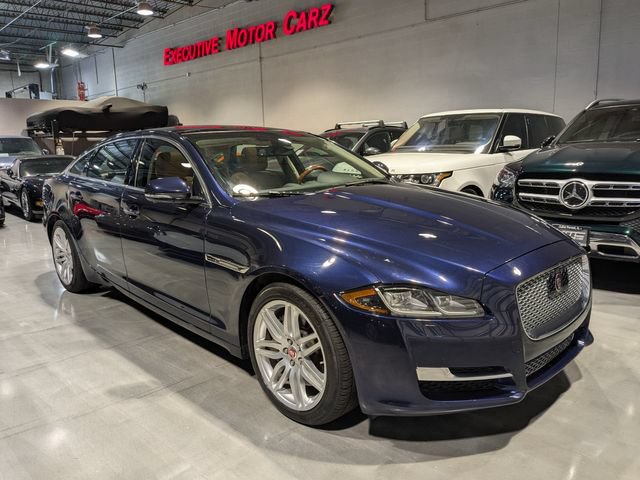 Used 2017 Jaguar XJ L Portfolio AWD/4WD image 1