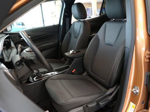 Used 2025 Buick Encore GX Preferred FWD image 23