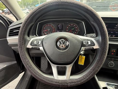 Used 2019 Volkswagen Jetta S w/ Driver Assistance Package FWD image 5