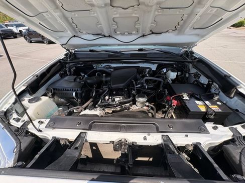 Used 2023 Toyota Tacoma SR RWD image 29