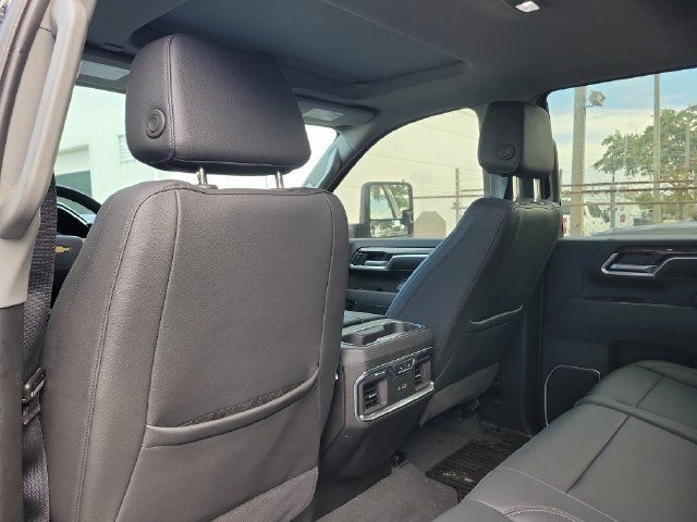 Certified 2025 Chevrolet Silverado 2500 LTZ w/ LTZ Premium Package AWD/4WD image 18