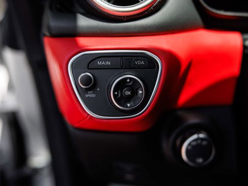 Used 2015 Ferrari California T image 26