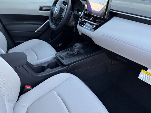 New 2026 Toyota Corolla Cross L image 15