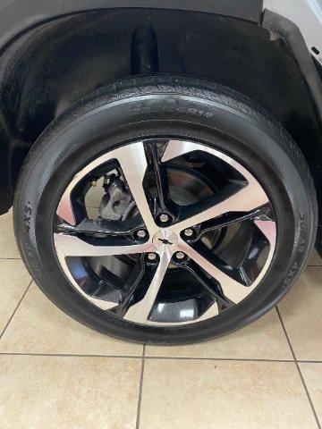 Used 2024 Chevrolet Trax RS w/ Driver Confidence Package FWD image 27