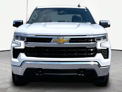 Used 2023 Chevrolet Silverado 1500 LT AWD/4WD image 2