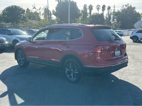 Used 2022 Volkswagen Tiguan SE image 6
